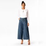 Wide-Leg Denim Cropped Pants - Image 4